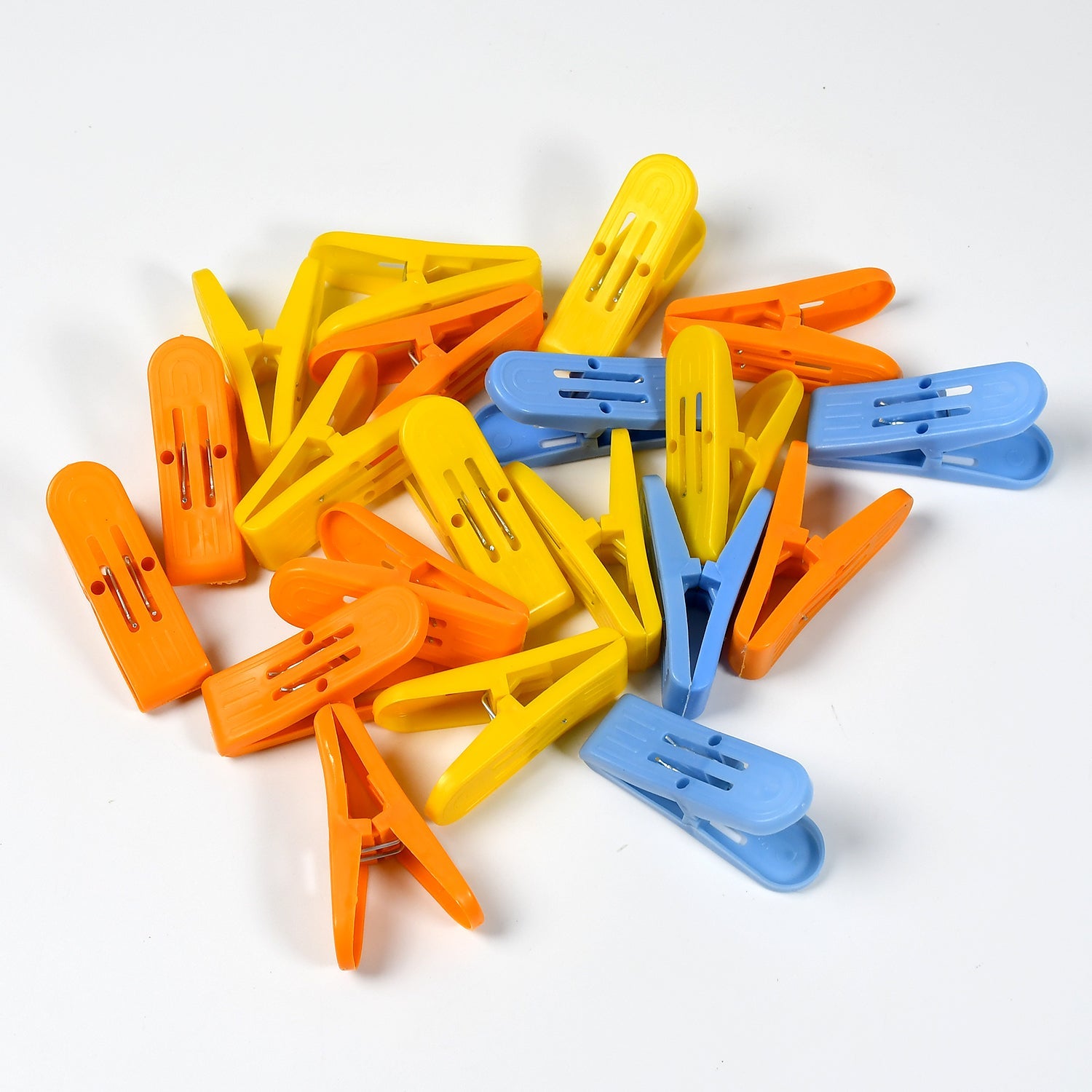 1377 Heavy Duty Anti Rust Cloth Clip Quilt Drying Pins Multipurpose Clothes Pins For Indoor and Outdoor Use Strong and Durable Plastic Clips for Clothes Drying, Hanging And Organizing DeoDap 1377 Heavy Duty Anti Rust Cloth Clip Quilt Drying Pins Multipurpose Clothes Pins For Indoor and Outdoor Use Strong and Durable Plastic Clips for Clothes Drying, Hanging And Organizing DeoDap